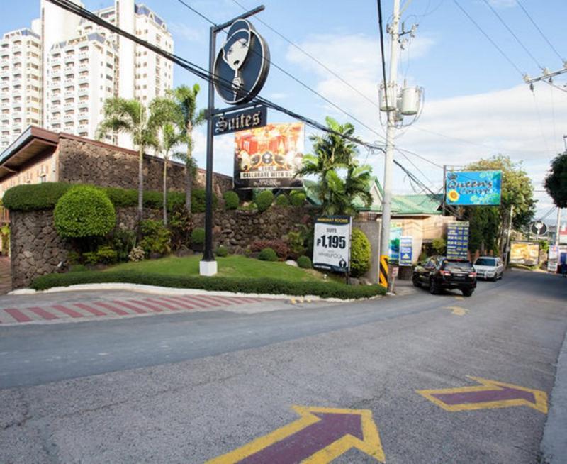 Victoria Court Suites Pasig Exteriör bild