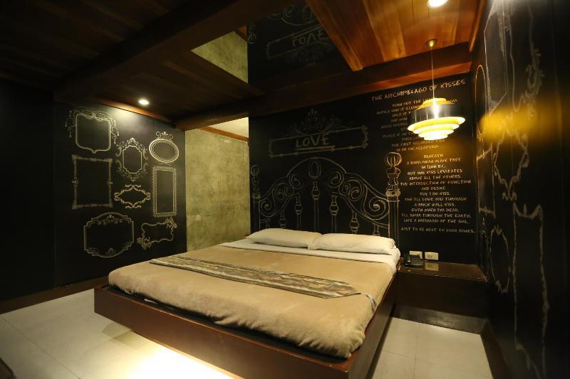Victoria Court Suites Pasig Exteriör bild
